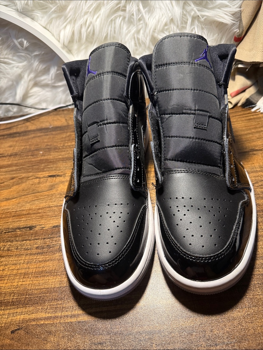 Nike Black and Purple High-Top Sneakers Air Jordan 1 Mid Se